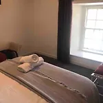 公寓 Perfect In Ideal Location 恩尼斯泰蒙